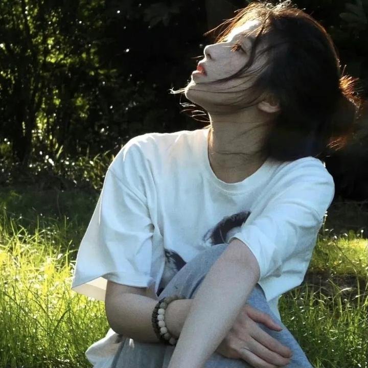灰石之中